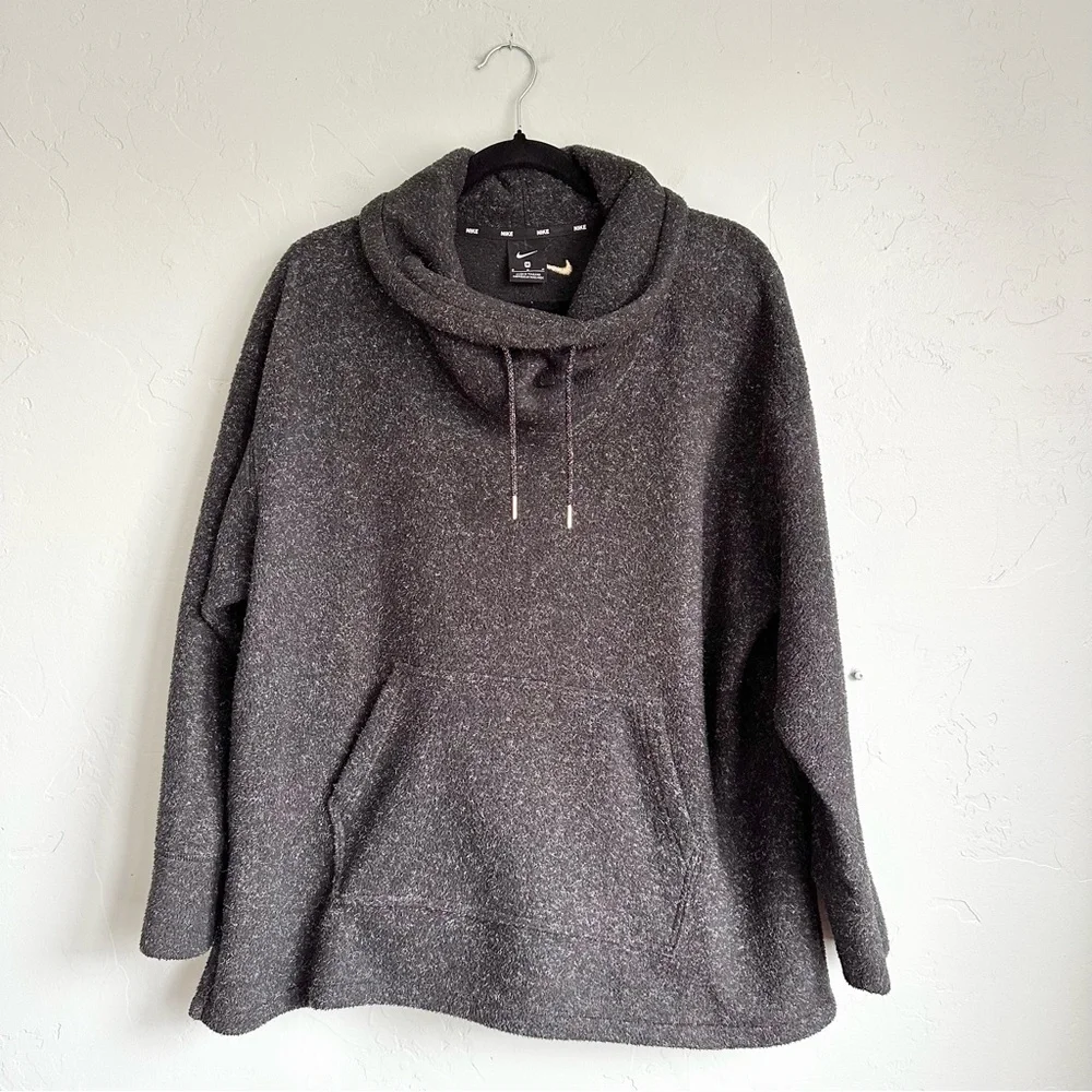 Nike Women’s Cozy Black Gold Pullover Cowl Neck Fleece Jacket Size Medium EUC